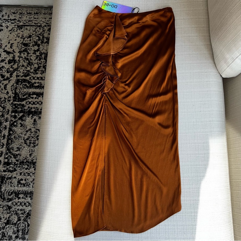 DO+BE Split Midi Skirt Size Small - Picture 2 of 4
